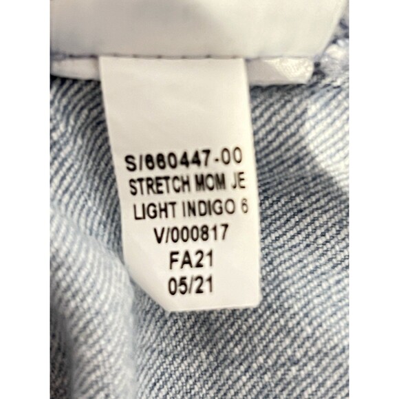 Gap High Rise Mom Jeans Tapered Light Indigo Size 29/8 Long 90s 80s - Picture 7 of 8